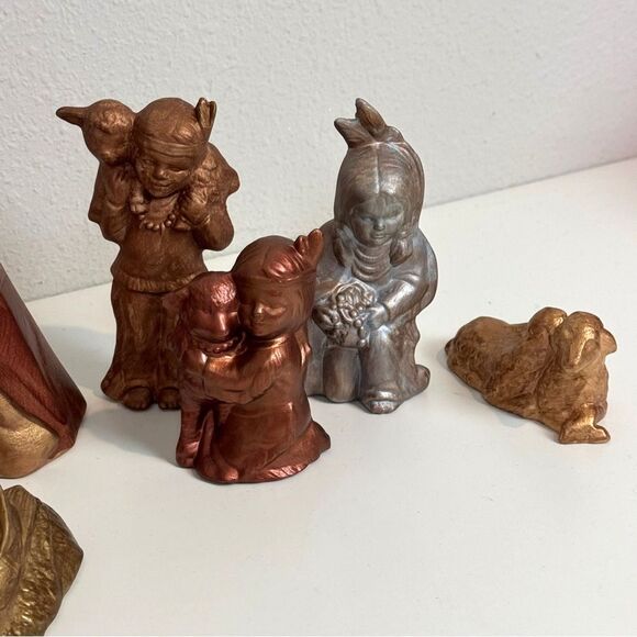 Vintage Handmade Ceramic Native American Children Nativity Set 9 Pieces - Picture 3 of 7